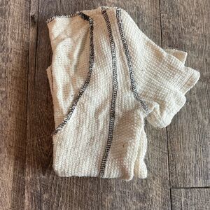 Cozy Cream Sweater Top with Black Accents Size Small